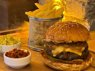 Mexican Burger | 320,00