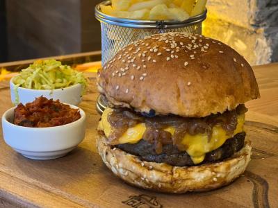 Cheeseburger | 310,00